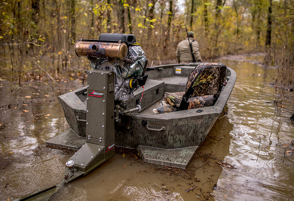 750 Gladiator War Eagle Boats